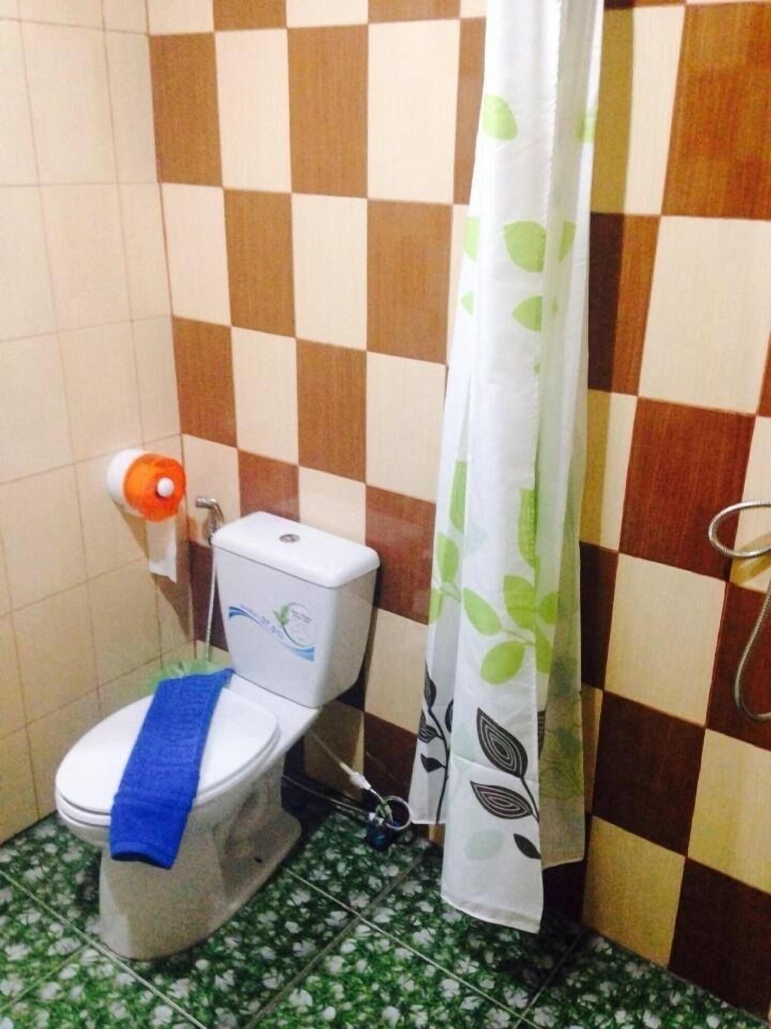 普吉机场花园度假酒店 他朗 外观 照片